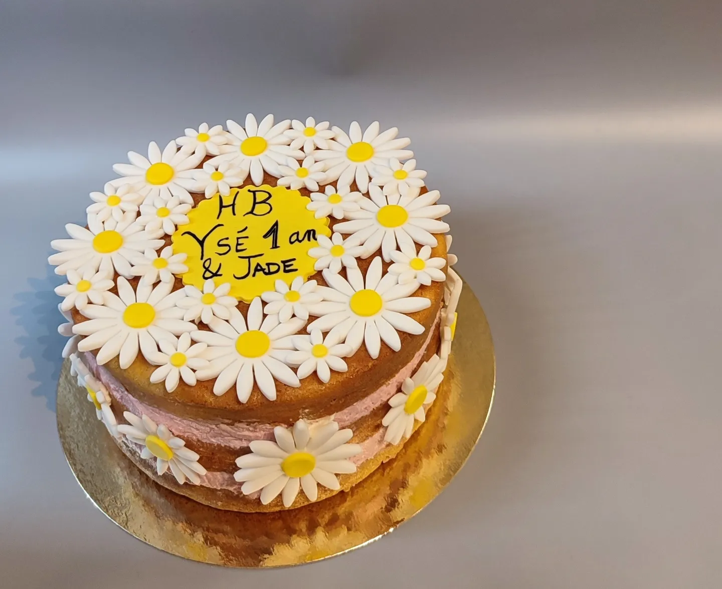Naked cake marguerites