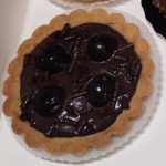 Chocolat/cerises
Ganache au chocolat noir et cerises confites amarenas