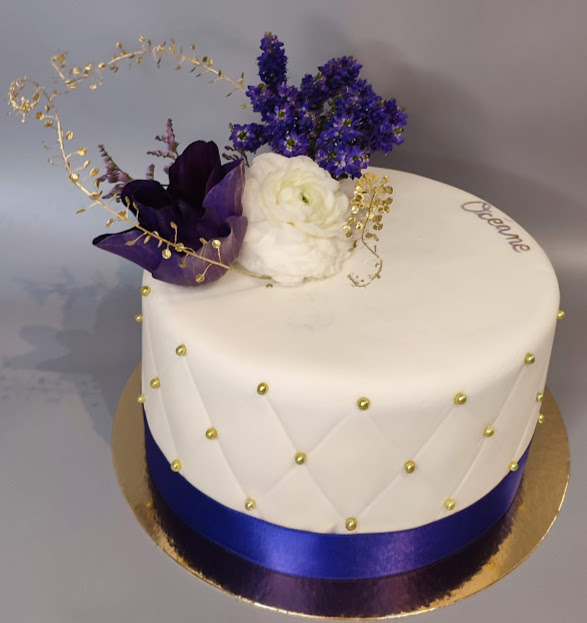Violet et or